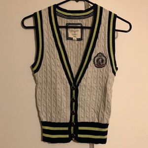 Cable knit striped cardigan vest